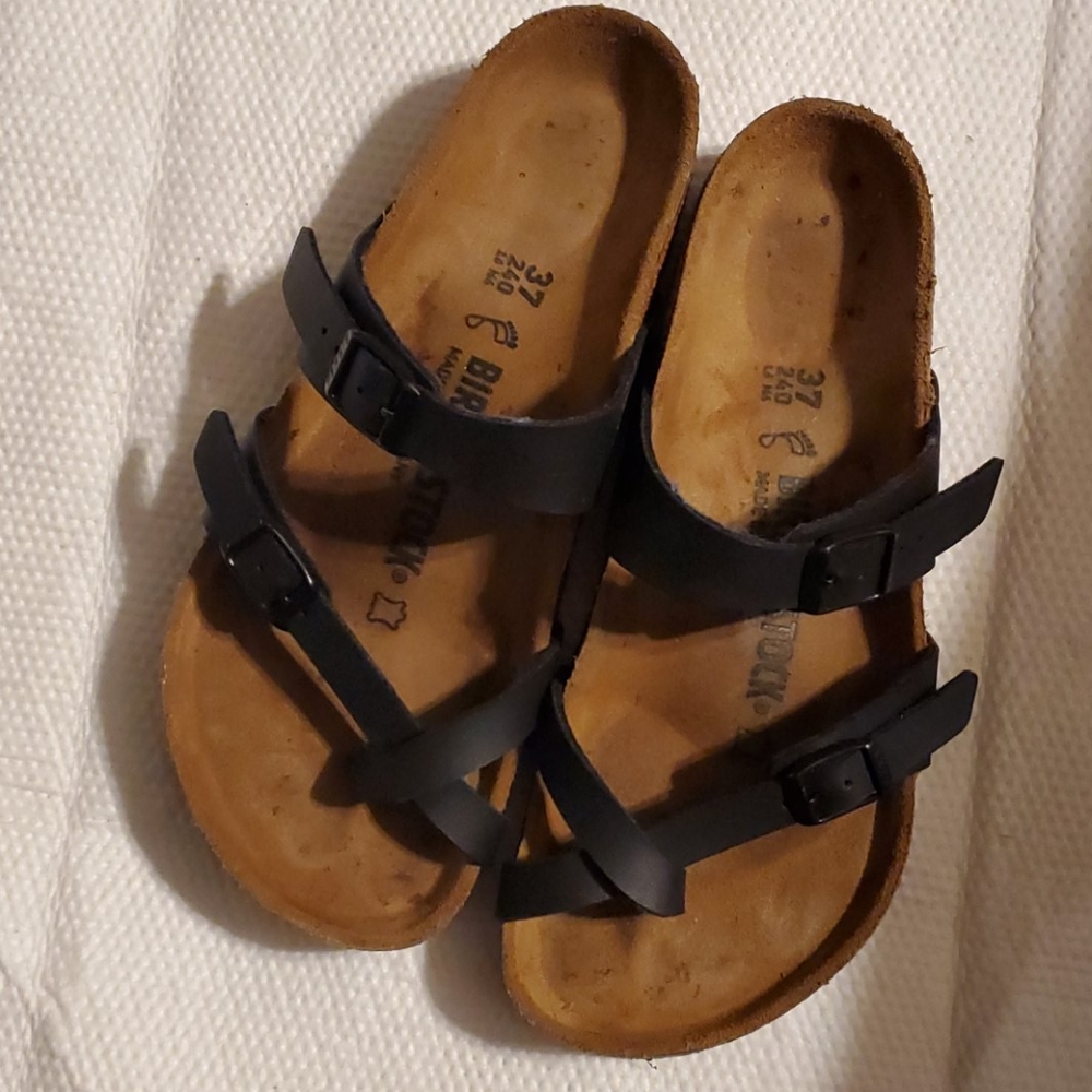 Used womens size 7 birkenstock sandals